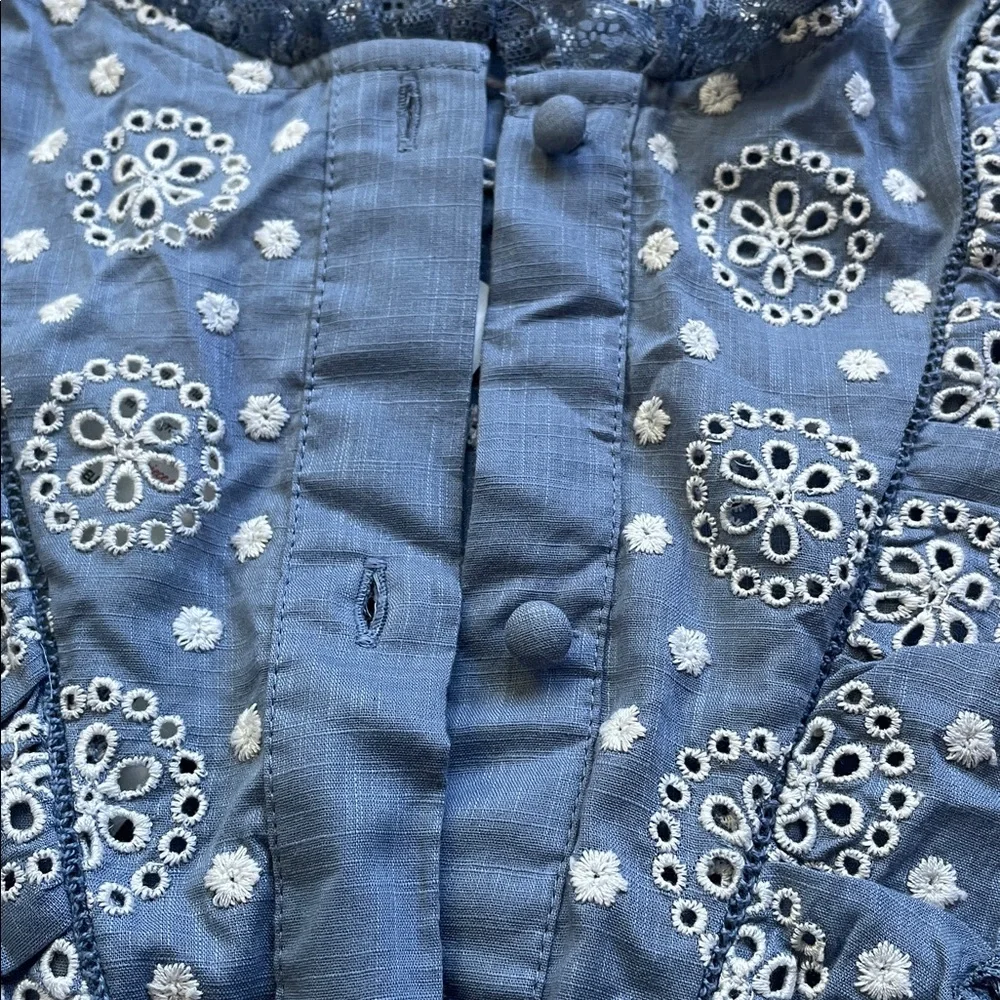 Sezane Nele embroidered vintage ruffle blue cropped shirt. NWT!! - Picture 5 of 16